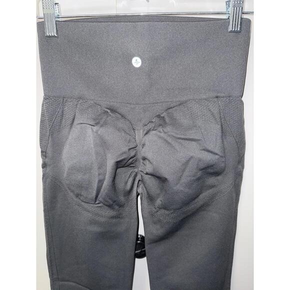 Halara High Waisted Butt Scrunch Tummy Control 7/8 Yoga Leggings Gray Size L NEW - Picture 3 of 9